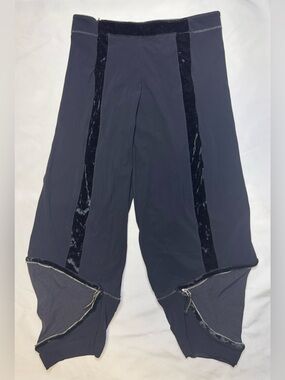 MC Planet Avant Garde Velvet Trim Zip Hem Pants Size 6 ✨